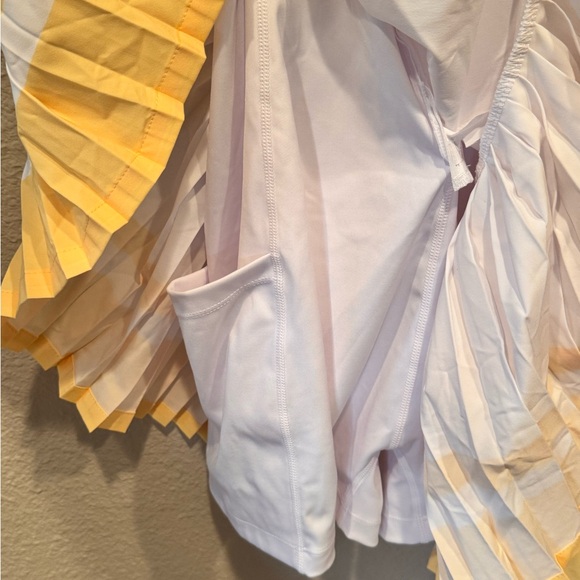 NWT Beach Riot Bria Dress White Yellow striped pleated skirt tennis revolve golf - Picture 10 of 10